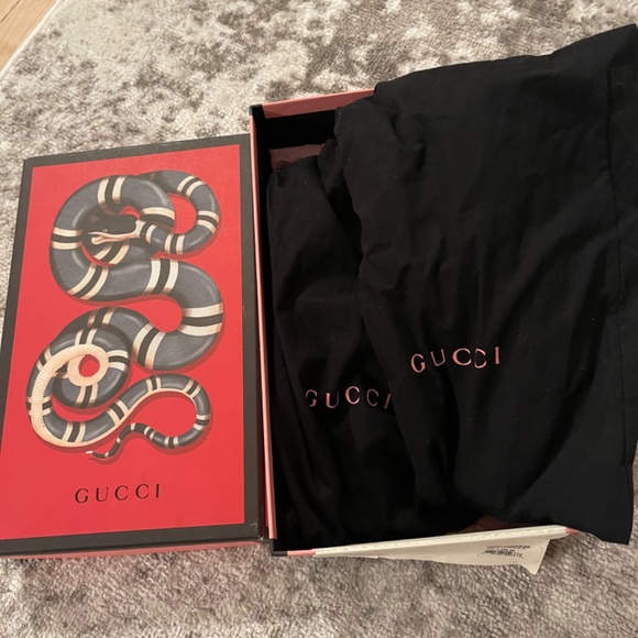 Gucci Limited Edition Black Leather Ghost Slip with Graffiti - Picture 11 of 11